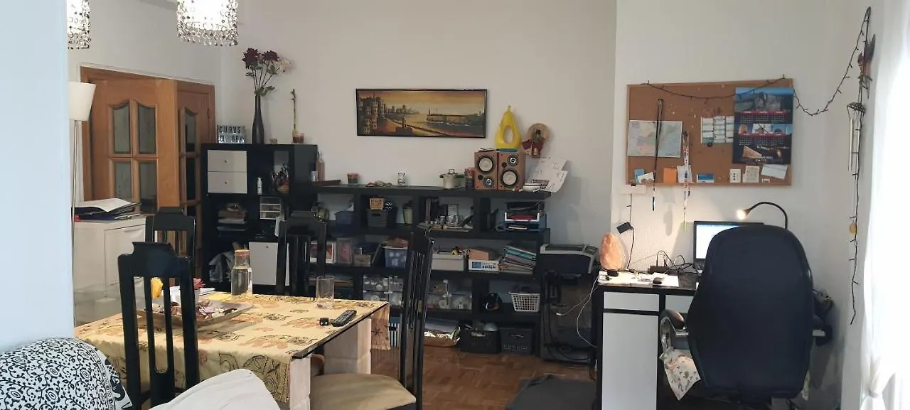 Casa Sara Madrid Apartment Homestay