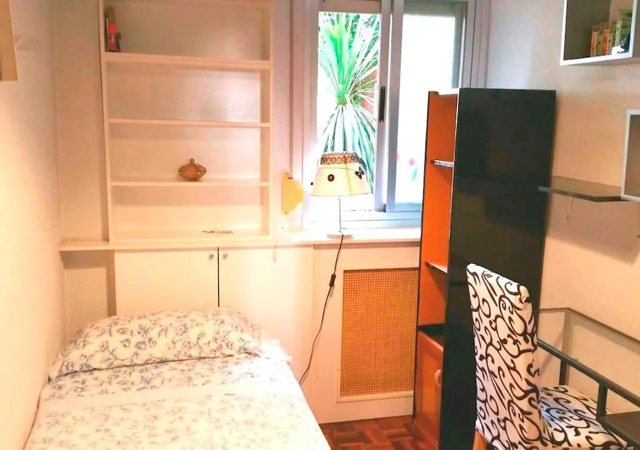 Casa Sara Madrid Apartment Homestay